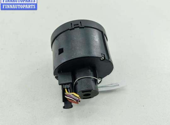 купить Переключатель света на Volkswagen Passat B6