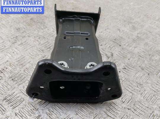 купить Кронштейн бампера переднего на Mercedes S-Class W221 (2005-2013)