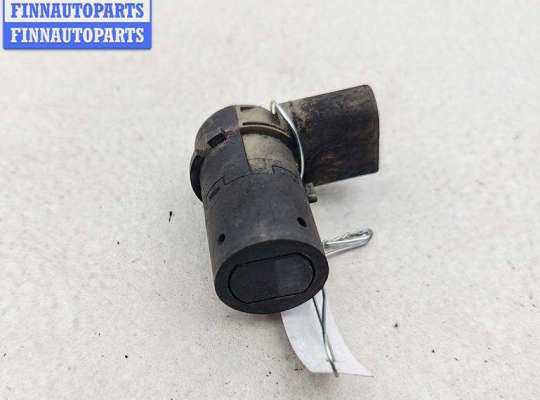 купить Датчик парковки (парктроник) задний на Volkswagen Passat B5+ (GP)