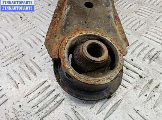 купить Рычаг подвески передний правый на Volkswagen Passat B4