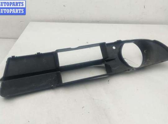 купить Рамка фары противотуманной правой на BMW 5 E60/E61 (2003-2010)
