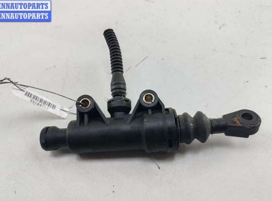 Цилиндр сцепления главный