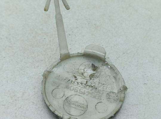 купить Решётка (заглушка) в бампер на Peugeot 307