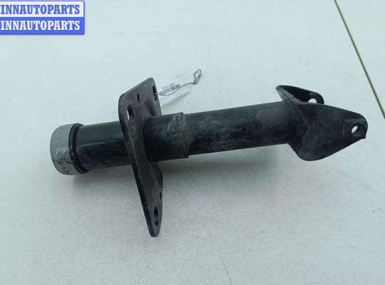 купить Кронштейн бампера переднего на Volkswagen Passat B5