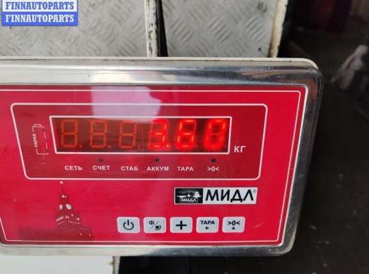 купить Обшивка двери передней левой (дверная карта) на Chrysler Voyager (1996-2000)