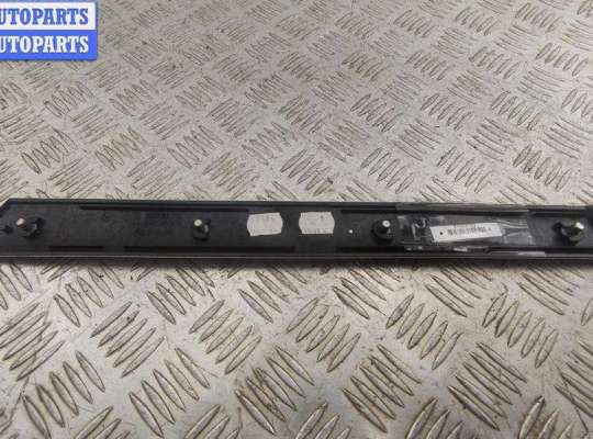 купить Накладка двери передней правой на BMW 3 E46 (1998-2006)