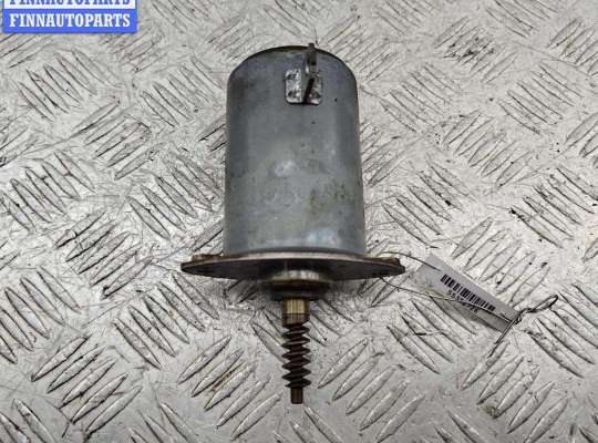 Купить Электропривод (моторчик сервопривода) на BMW 5 E60/E61 (2003-2010) Электропривод (моторчик сервопривода) BM3588539 на BMW 5 E60/E61 (2003-2010)