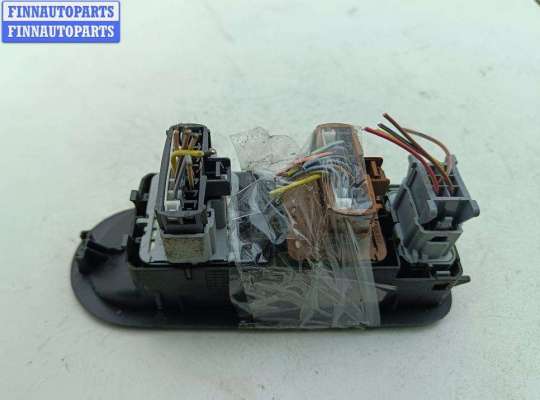 купить Блок кнопок управления стеклоподъемниками на Renault Scenic II (2003-2009)