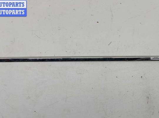 купить Молдинг двери задней правой на Volkswagen Passat B6