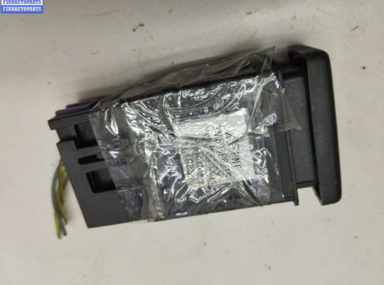 купить Кнопка обогрева заднего стекла на Ford Galaxy (2000-2006)