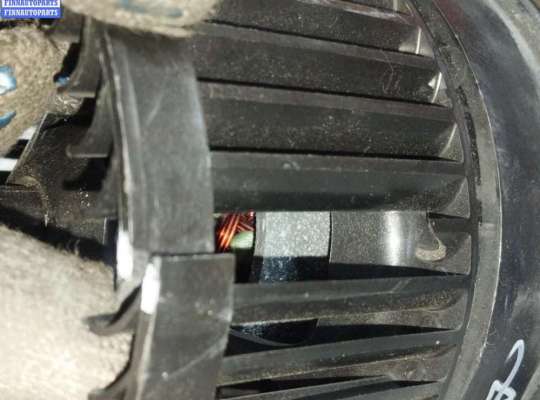 купить Двигатель отопителя (моторчик печки) на Ford Focus I (1998-2005)