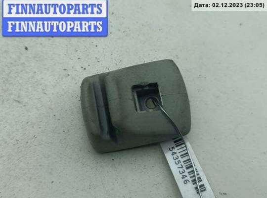 Крепление (крючок) солнцезащитного козырька FO1362700 на Ford Focus I (1998-2005)