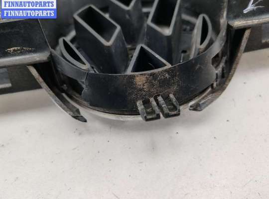 Решетка радиатора на Volkswagen Golf IV (1J)