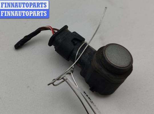 Датчик парковки (парктроник) задний VG2785681 на Volkswagen Passat B6