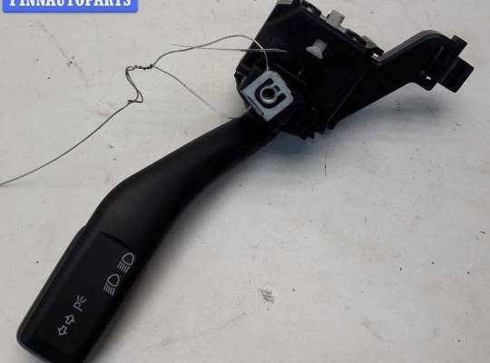 Переключатель поворотов VG2141341 на Volkswagen Golf-5