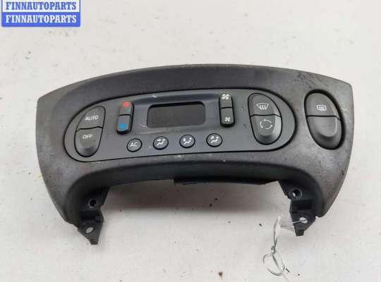 Переключатель отопителя RN1598471 на Renault Scenic I (1996-2003)