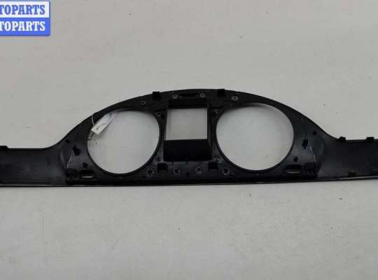 купить Накладка декоративная на торпедо на Volkswagen Passat B7