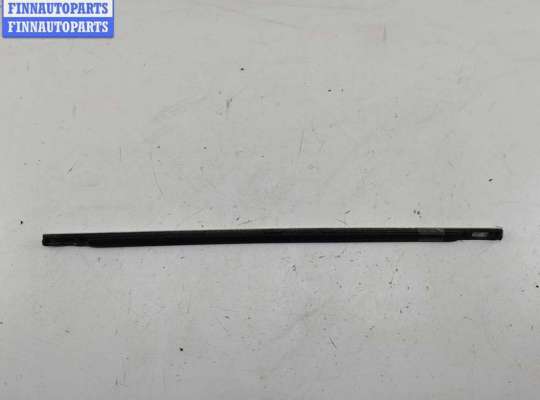 купить Молдинг стекла двери задней правой наружный на Volkswagen Passat B5+ (GP)