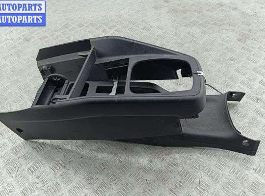 купить Консоль салона (центральная часть) на Volkswagen Golf-4