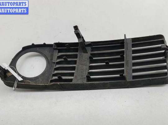 Решетка (заглушка) бампера на Audi A6 (C5)
