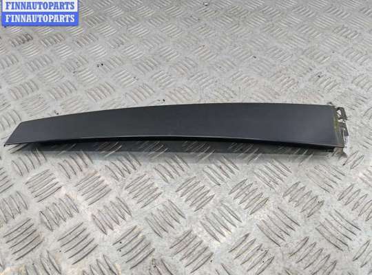 Накладка двери задней правой VG2668973 на Volkswagen Passat B5+ (GP)