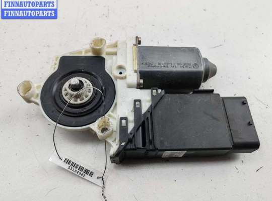 купить Моторчик стеклоподъемника передний левый на Volkswagen Golf-4