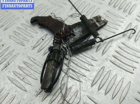 Щит (диск) опорный тормозной на Chrysler Voyager III (GS)