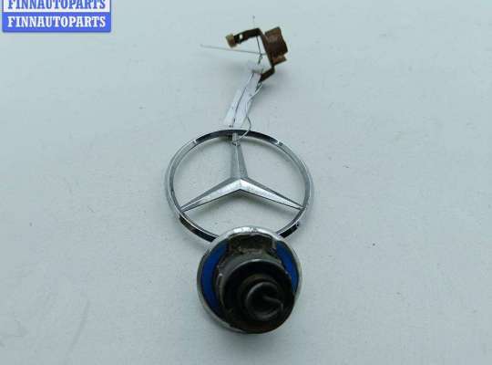 купить Эмблема на Mercedes C-Class W203 (2000-2006)