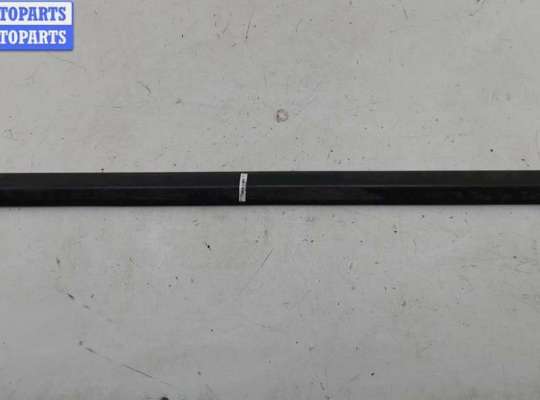 купить Молдинг двери передней правой на Audi A6 C5 (1997-2005)