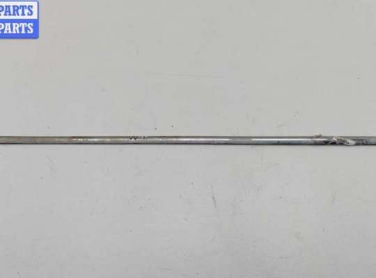 Молдинг двери передней левой VG2764150 на Volkswagen Passat B6