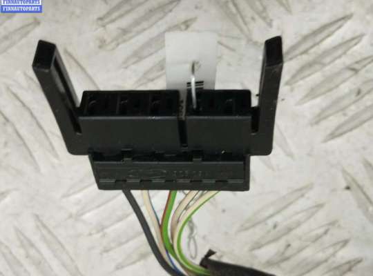 купить Разъем (фишка) проводки на Ford Focus I (1998-2005)