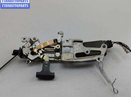 Замок боковой двери на Opel Movano A