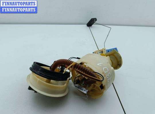 купить Насос топливный на Volkswagen Passat B5