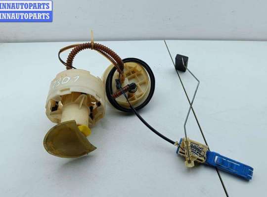 купить Насос топливный на Volkswagen Passat B5