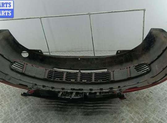 купить Бампер передний на Volkswagen Passat B5