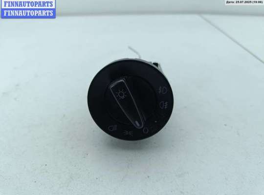 Переключатель света VG2396114 на Volkswagen Passat B5