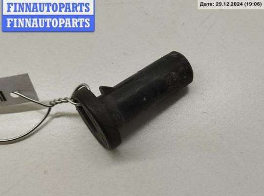 купить Кронштейн радиатора на Audi A4 B5 (1994-2001)