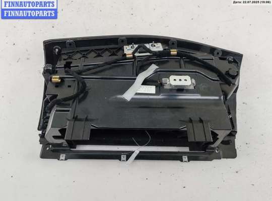 Бардачок (вещевой ящик) на BMW 5 (E60/E61)
