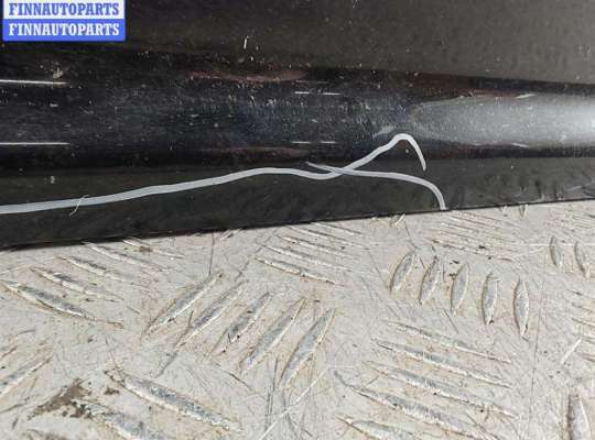 купить Дверь боковая передняя правая на Volkswagen Golf-4