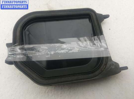 купить Крышка (заглушка) задняя фары правой на Audi A4 B6 (2001-2004)