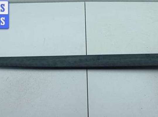 купить Молдинг двери передней правой на Fiat Stilo