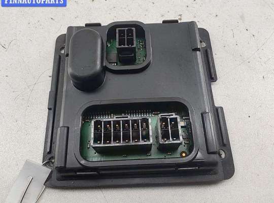 купить Блок управления светом на Volkswagen Passat B6