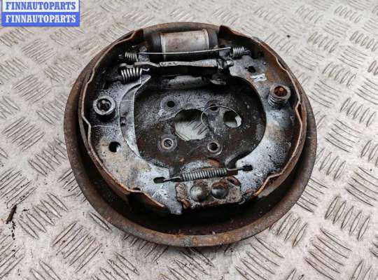 купить Щиток (диск) опорный тормозной задний правый на Renault Kangoo I (1998-2008)