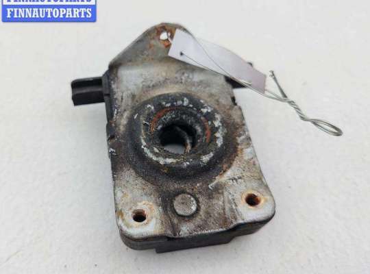 купить Замок капота на BMW 3 E46 (1998-2006)