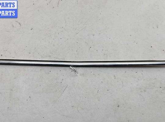 купить Молдинг стекла двери задней правой наружный на Volkswagen Passat B5+ (GP)