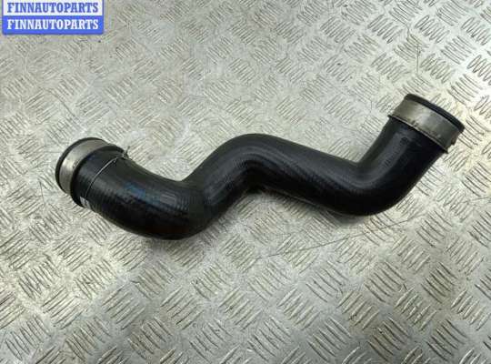 Патрубок интеркулера VG2756385 на Volkswagen Passat B5+ (GP)