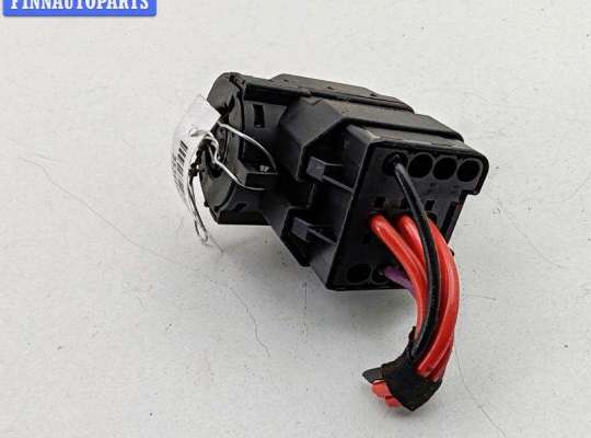 Купить Контактная группа на BMW 5 E39 (1995-2003) Контактная группа BM3672996 на BMW 5 E39 (1995-2003)