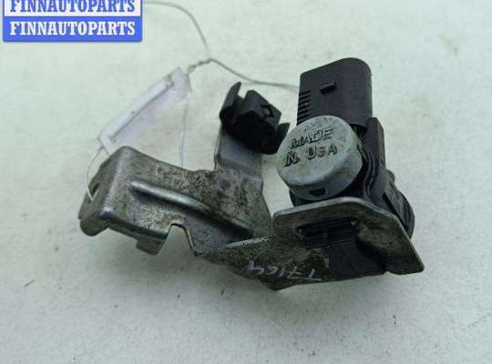 Клапан воздушный VG2458492 на Volkswagen Passat B6