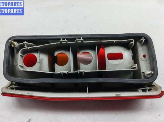 Фонарь задний на Peugeot Expert I (222)