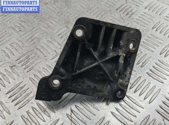 купить Кронштейн двигателя опорный на BMW 5 E39 (1995-2003)